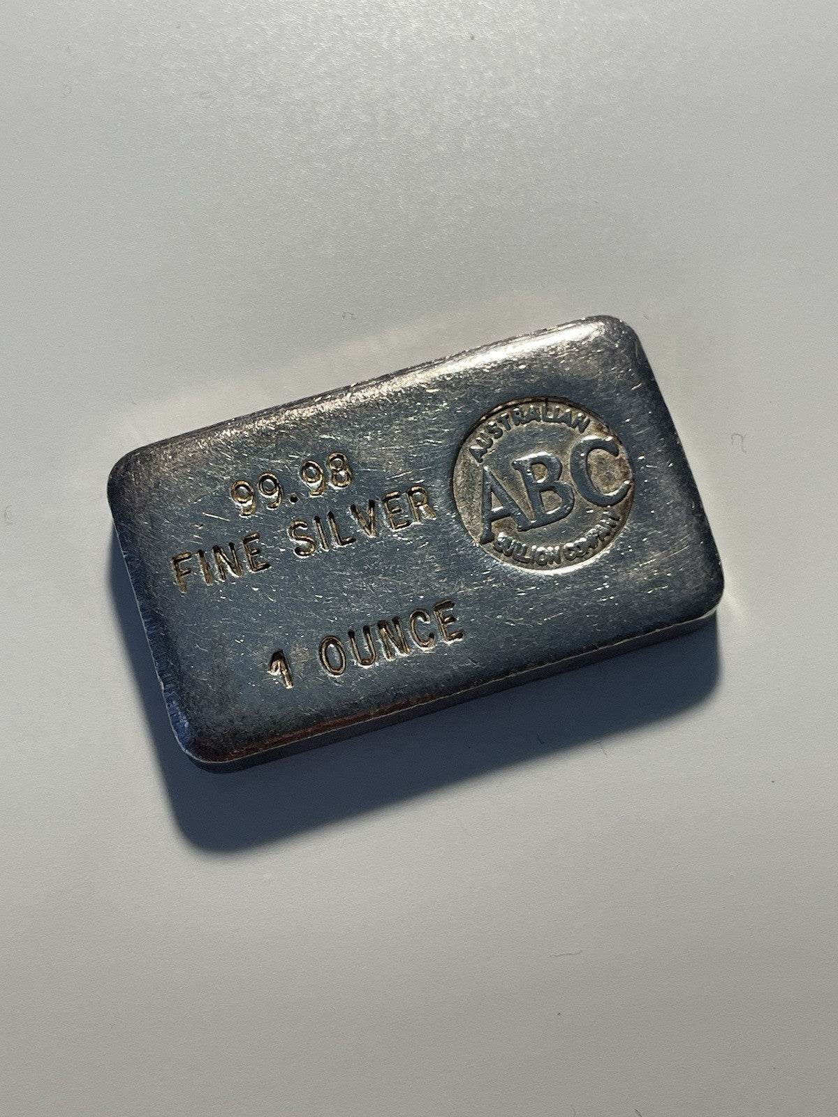 6402737