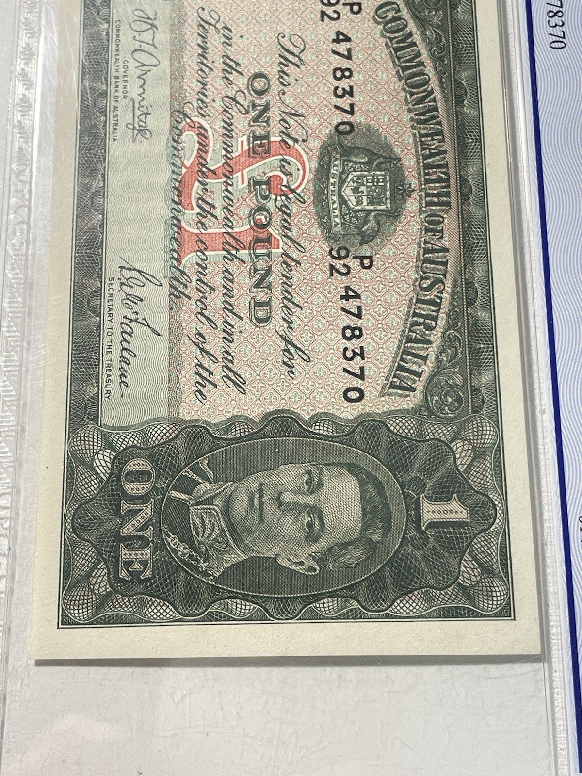 8044919