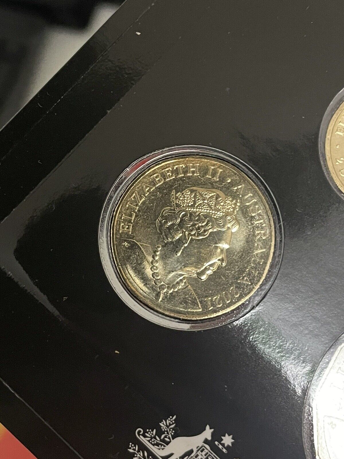 2021 Aust 6 Coin UNC coin set Aboriginal Flag $2 Two Dollars 2021 MOR $1