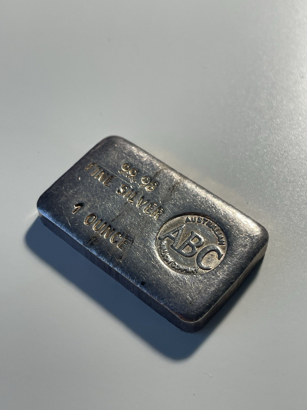 6402735