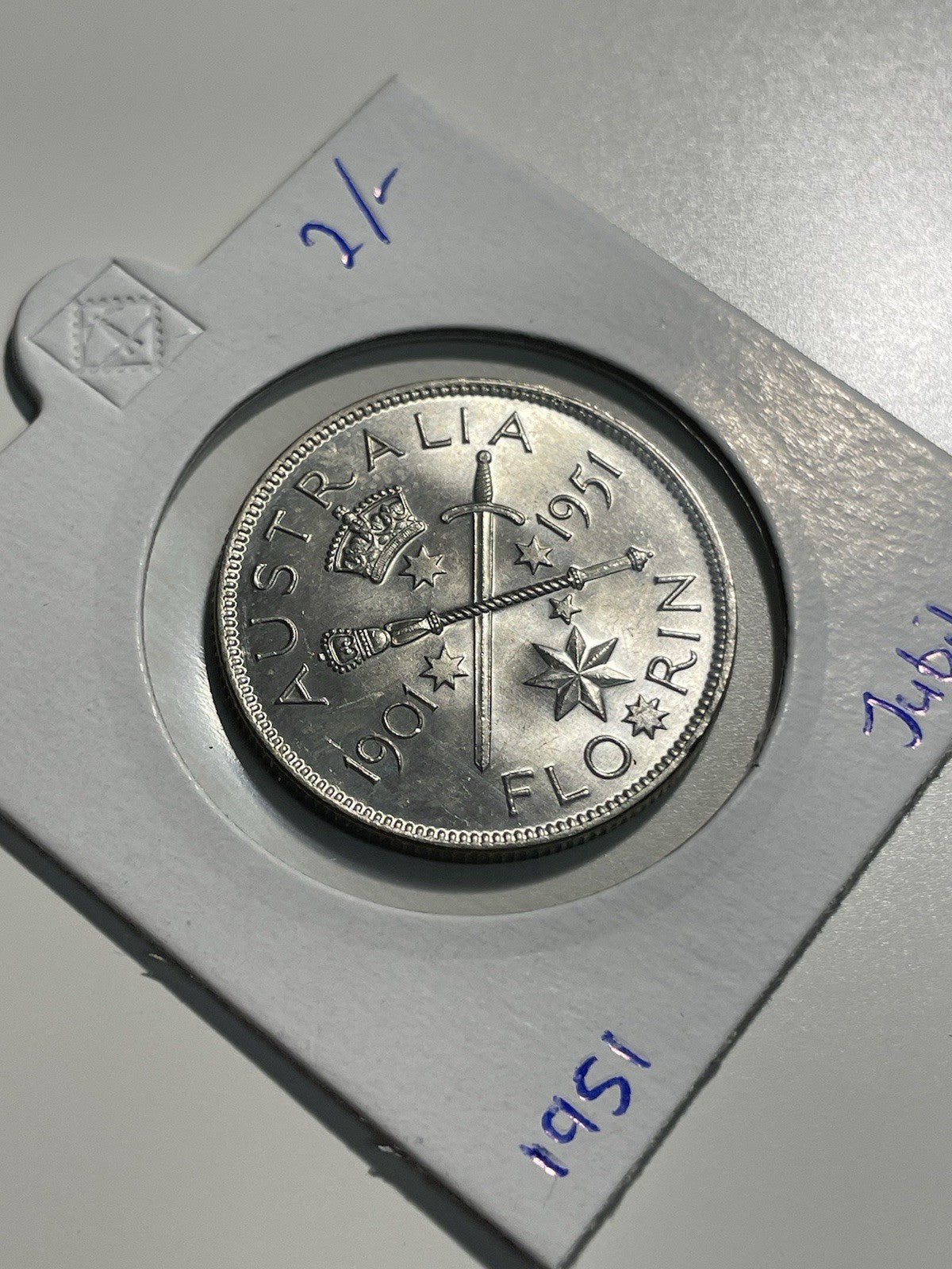 6916850