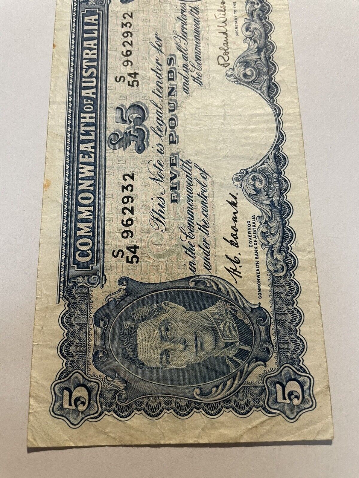 Commonwealth Of Australia 1952 Coombs/ Wilson £5 Fine pound Paper Banknote S43