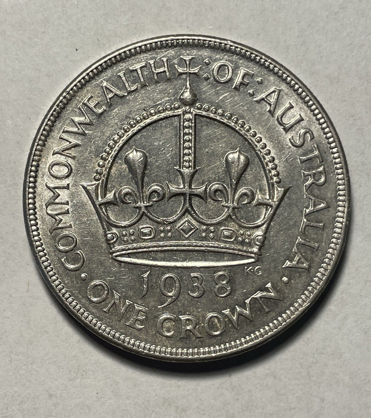 7111649