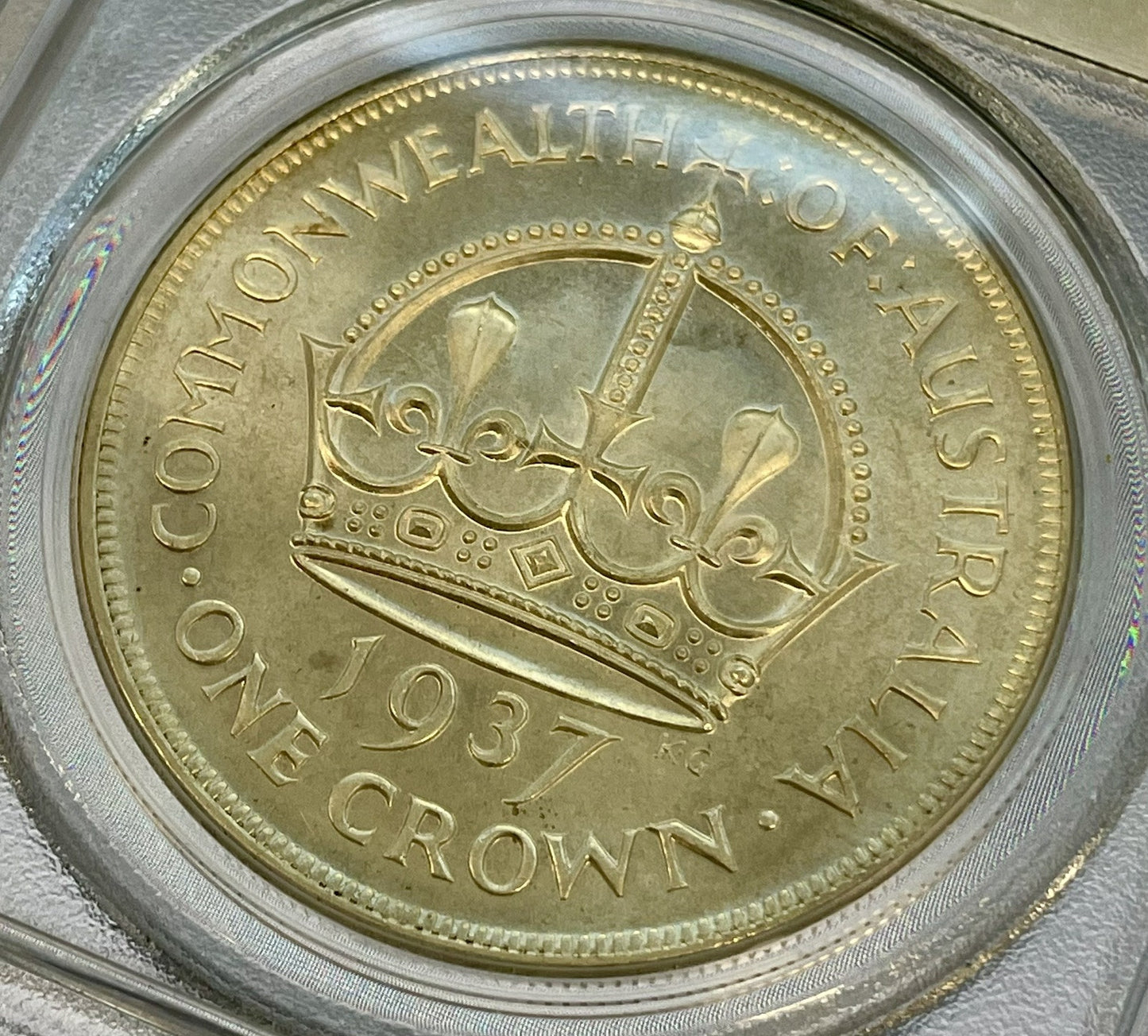 5656870