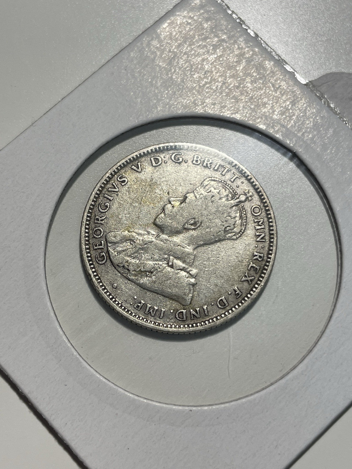 5826493
