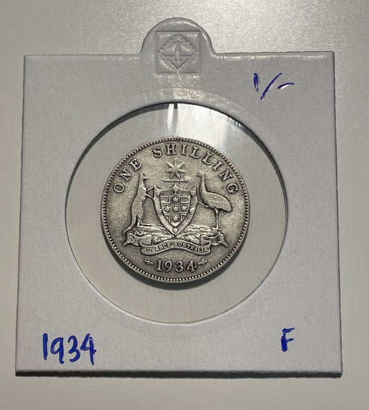 5826493
