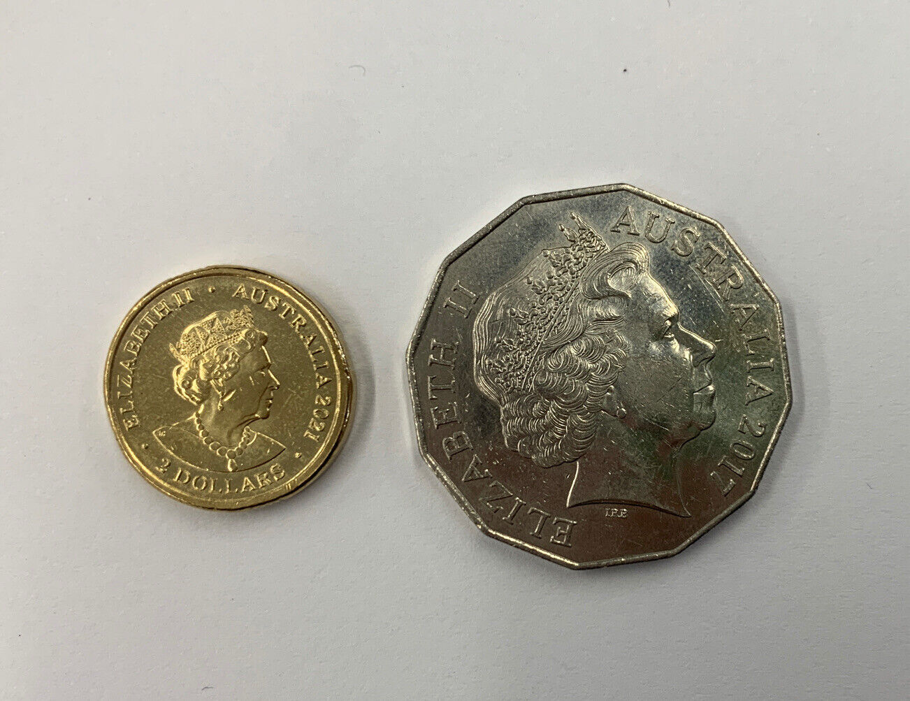 2021 $2 Aboriginal UNC Two Dollar Coloured Coins + 2017 And 2014 50 Cent Coins