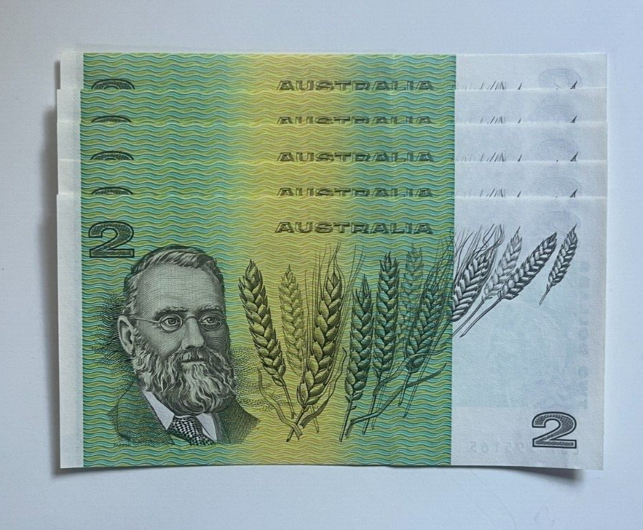 Australia $2 Two Dollar - - CONSECUTIVE NOTES Consecutive Serials UNC Bundle