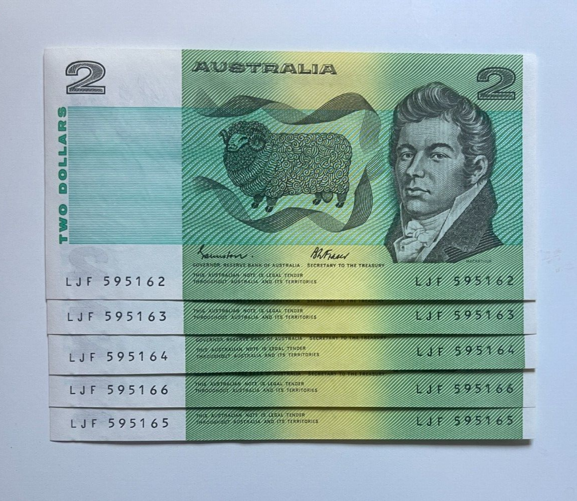 Australia $2 Two Dollar - - CONSECUTIVE NOTES Consecutive Serials UNC Bundle