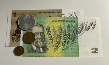 Australia DISCONTINUED Currency Set $1 & $2 Paper Notes 1c & 2c & Round 50c Coin