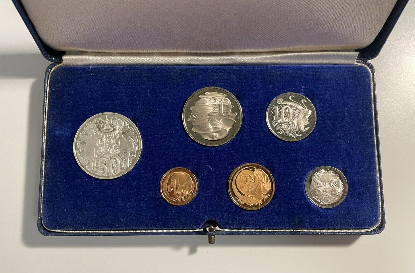 1966 Australian Proof Set Scarce Round 50c Fifty Cents Commonwealth Blue Case