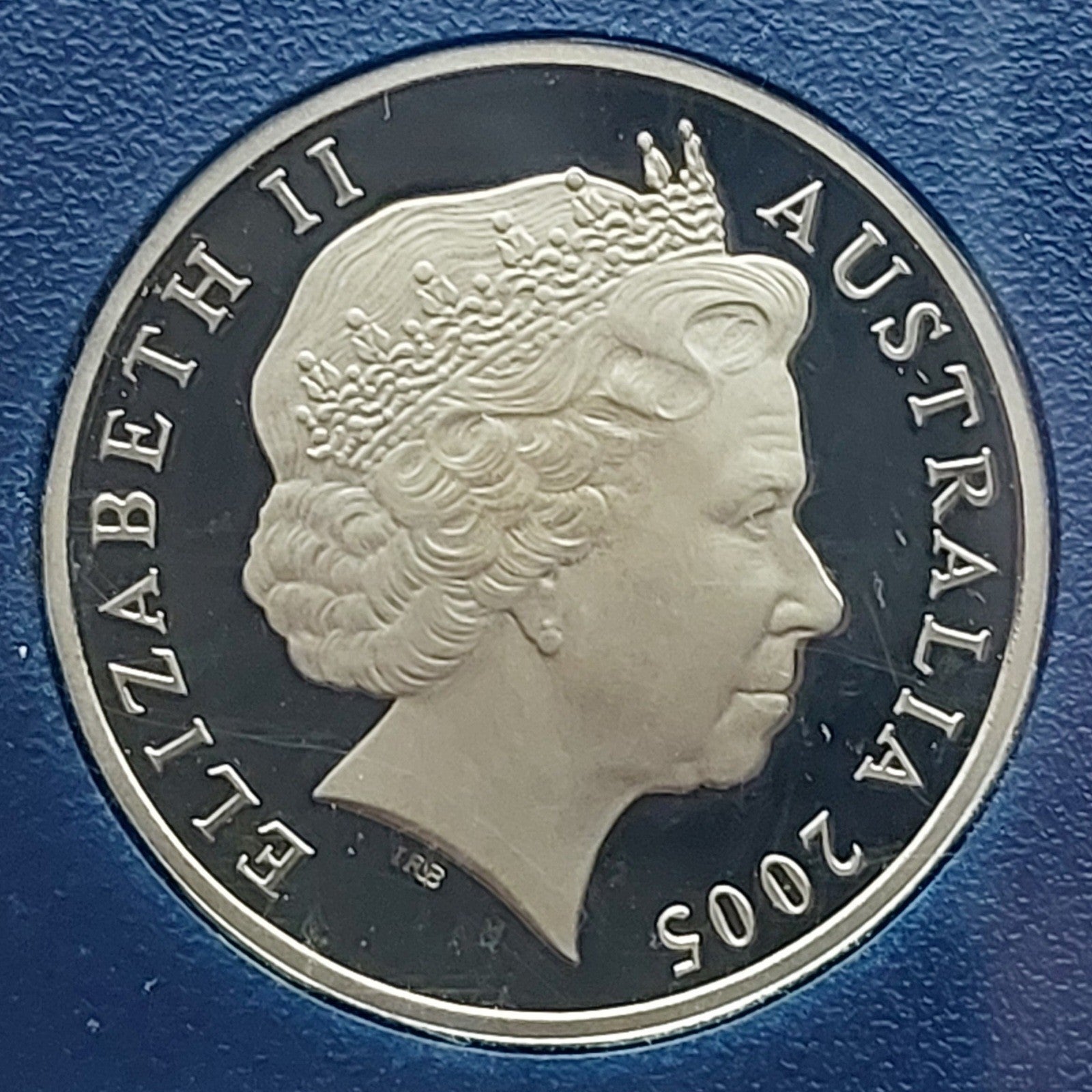 7673881