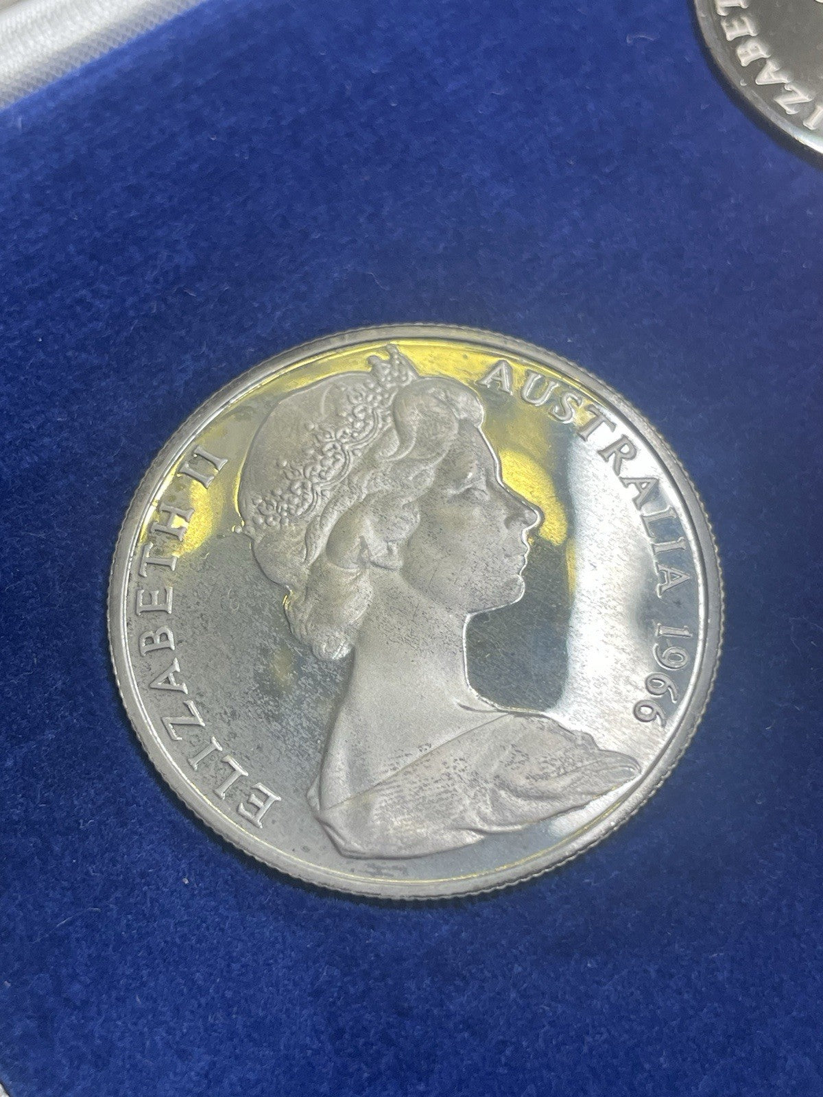 6930322