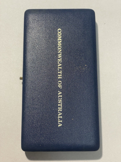 8096186