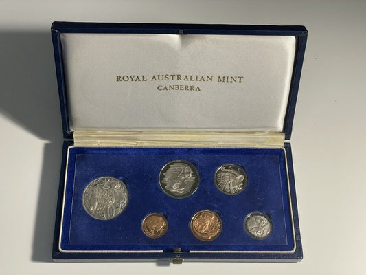 1966 Australian Proof Set Scarce Round 50c Fifty Cents Commonwealth Blue Case