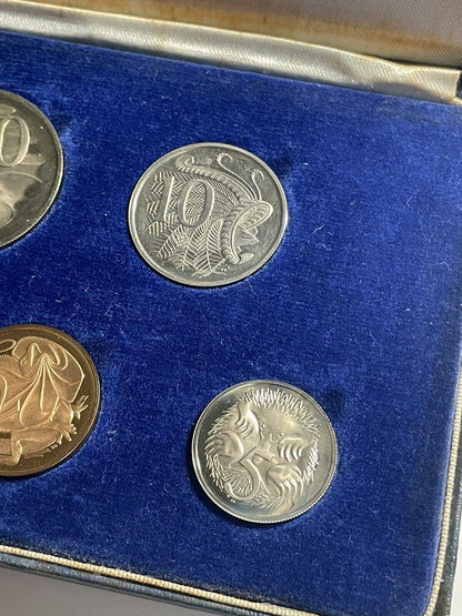 1966 Australian Proof Set Scarce Round 50c Fifty Cents Commonwealth Blue Case