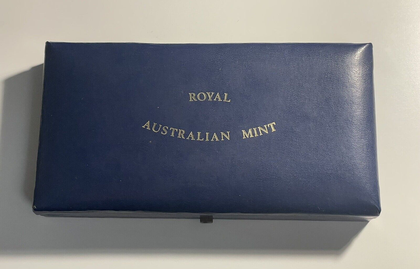 1966 Australian Proof Set Scarce Round 50c Fifty Cents Commonwealth Blue Case