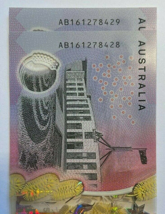 5 dollar note Australia 2016 matching serials a/UNC