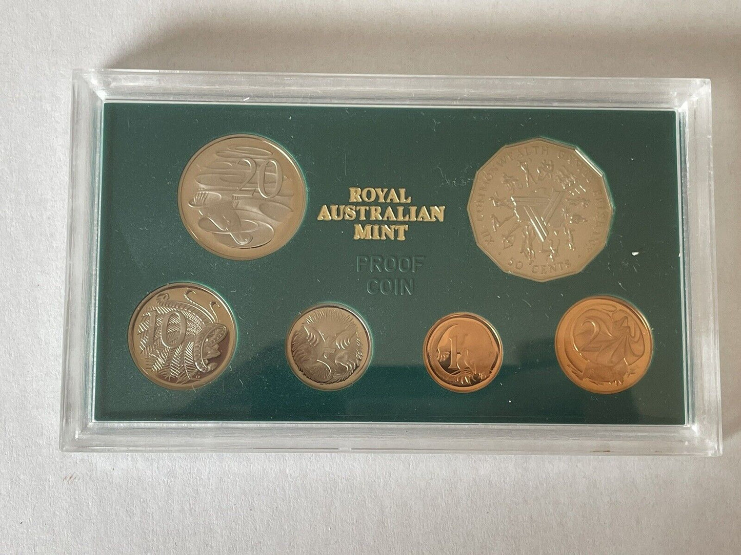 1982 AUSTRALIA PROOF COIN SET WITH UNMARKED FOAMS AND CERTIFICATE.