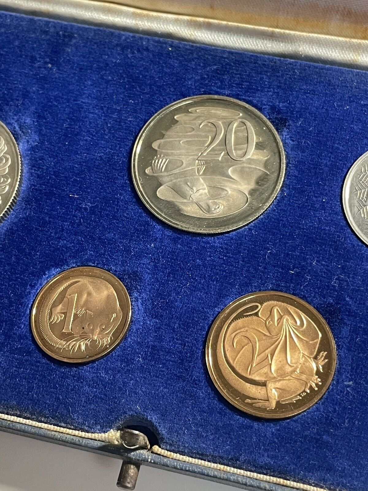 1966 Australian Proof Set Scarce Round 50c Fifty Cents Commonwealth Blue Case