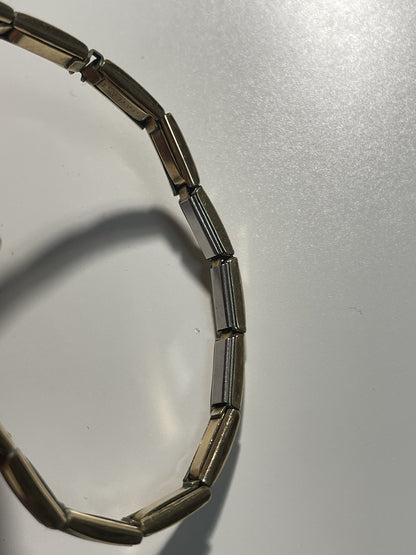 6957793