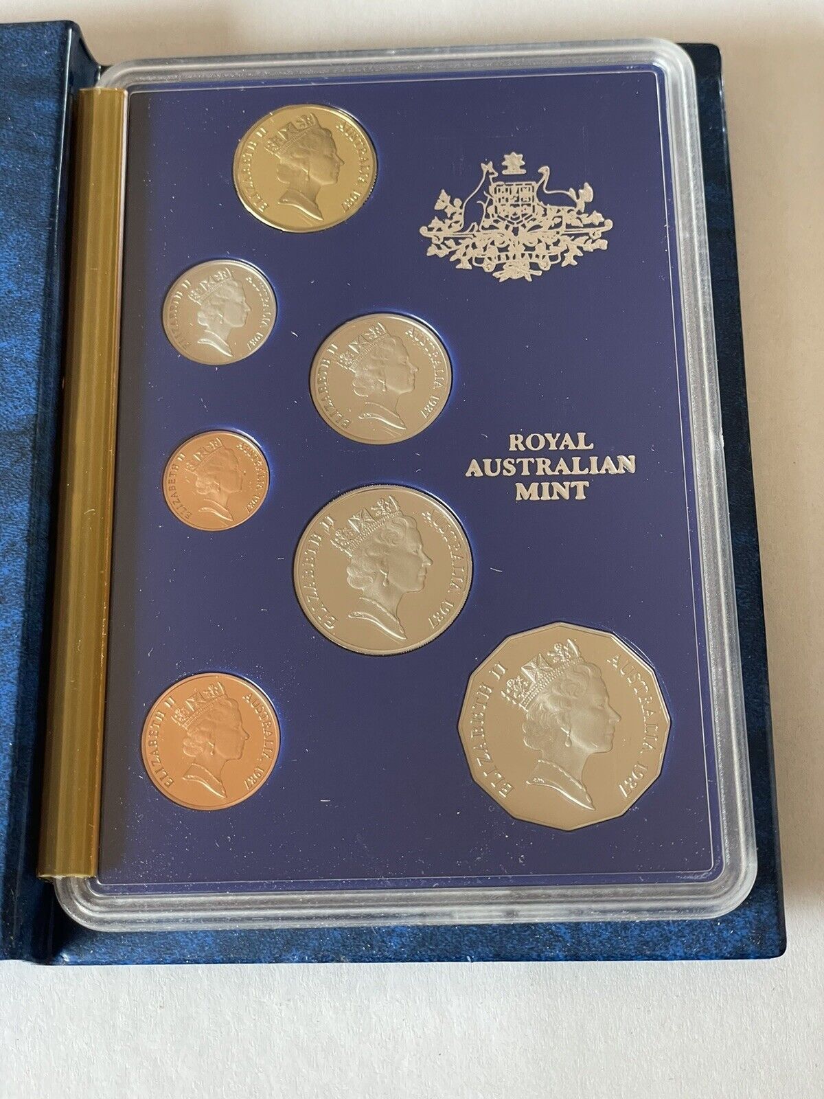 Australia 1987 Mint Proof Set in Case with Certificate & Box of Issue