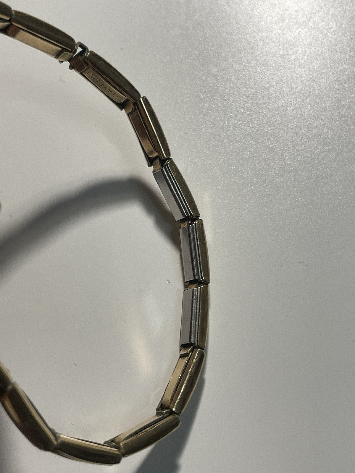 6921372