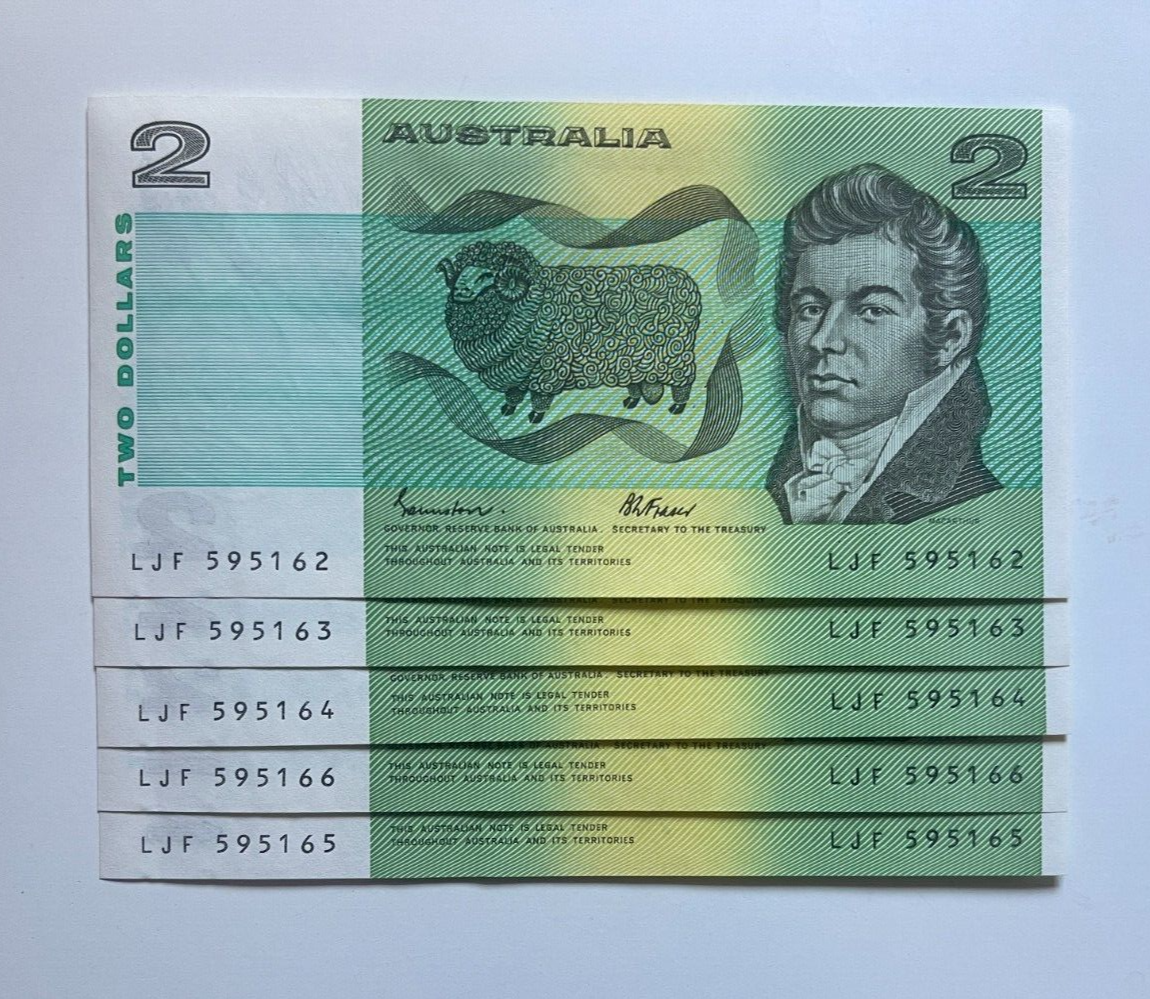 Australia $2 Two Dollar  - - FIVE CONSECUTIVE NOTES a/UNC