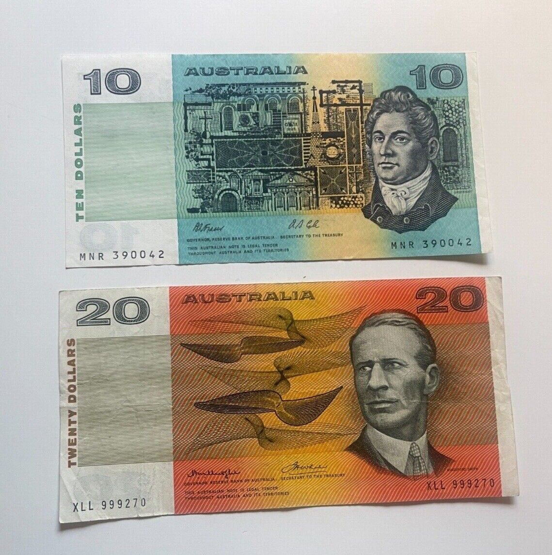 Australian $10 Ten & $20 Twenty Dollar Paper ONE OF EACH Circ Pair