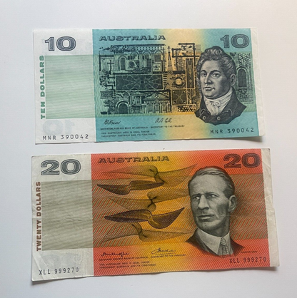 Australian $10 Ten & $20 Twenty Dollar Paper Banknotes ONE OF EACH Circ Pair