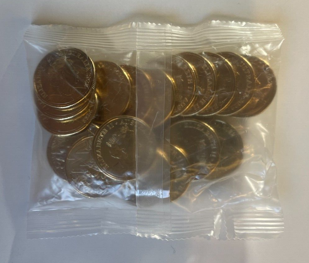 2022 $1 One Dollar Great Aussie Coin Hunt Bag Letter W - Aussie 20 coins RAM