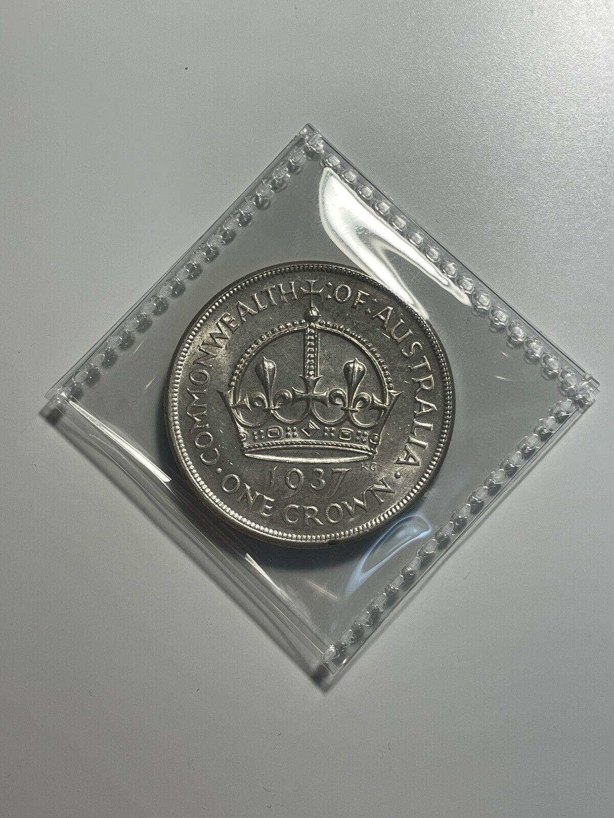 UNC Australia 1937 Silver One Crown George V Scarce Full Orb Natural Lustre